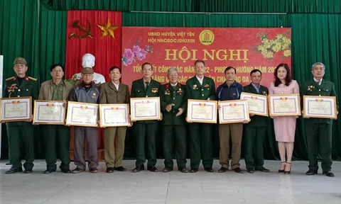 Bắc Giang: Việt Yên tặng quà tết cho nạn nhân chất độc da cam/dioxin