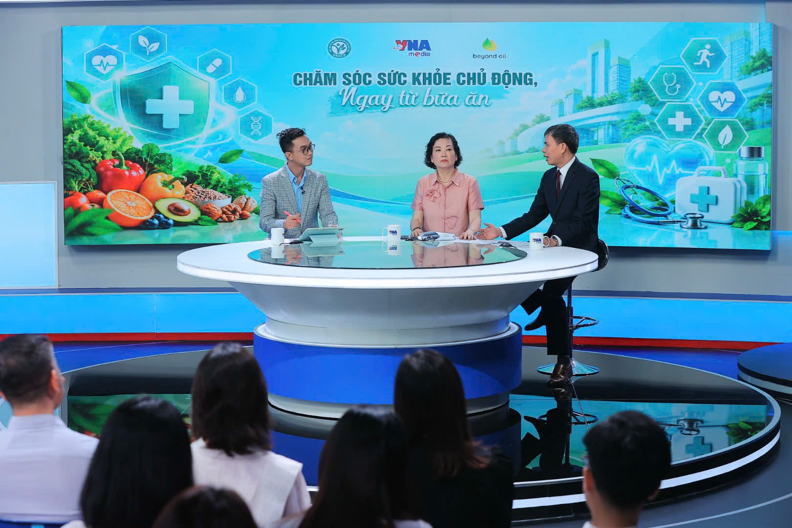 dt1a-thuy-2-1790324882.jpg
