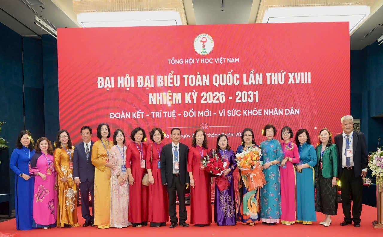 dt1a-thuy-1c-1790841371.jpg