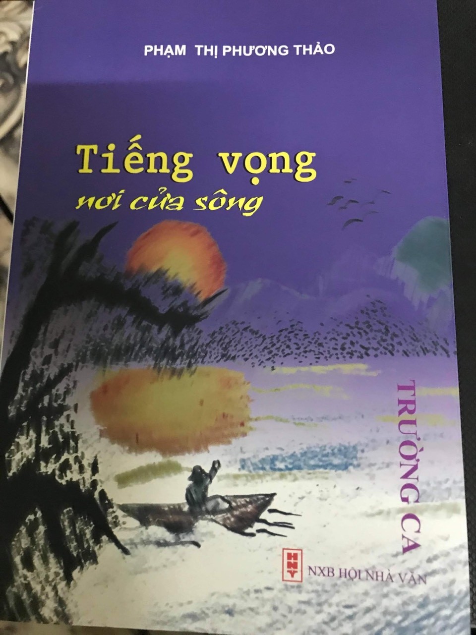phuong-thao-lung-ngua2-1641439026.jpg