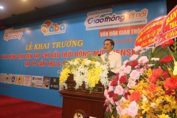 bau-troi-rong-mo-1648381117.jpg