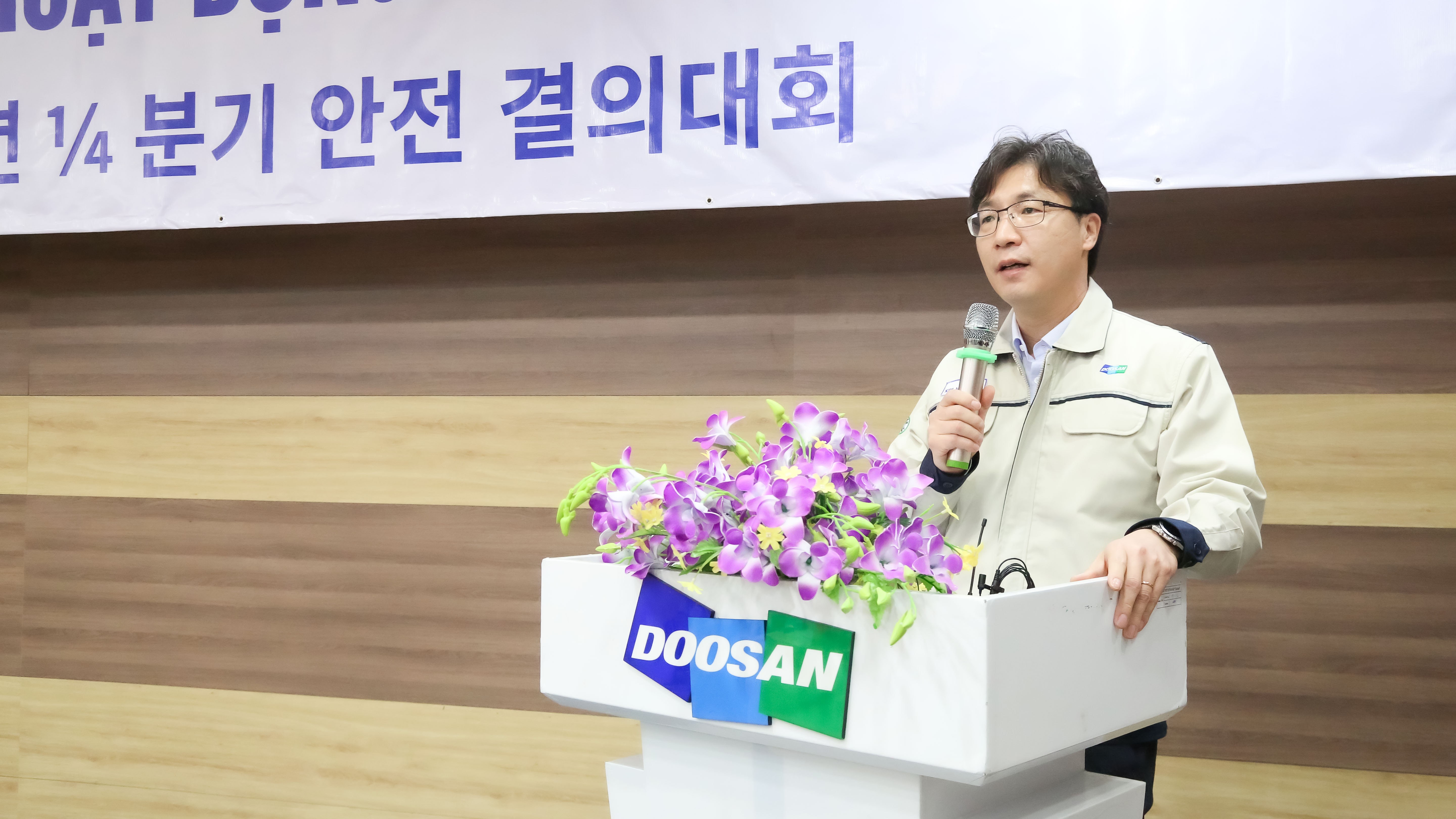 tong-giam-doc-doosan-vina-kim-hyo-tae-phat-bieu-tai-le-ra-mat-1649238166.jpg