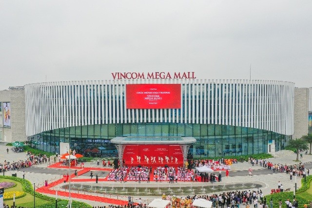 khai-truong-vincom-mega-mall-smart-city-1-1651130055.jpg