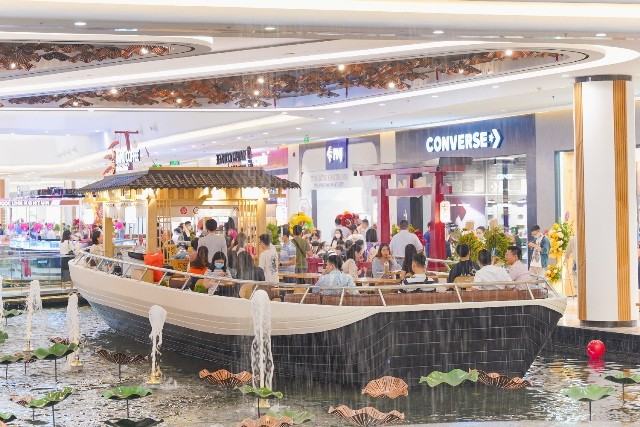 khai-truong-vincom-mega-mall-smart-city-4-1651130056.jpg
