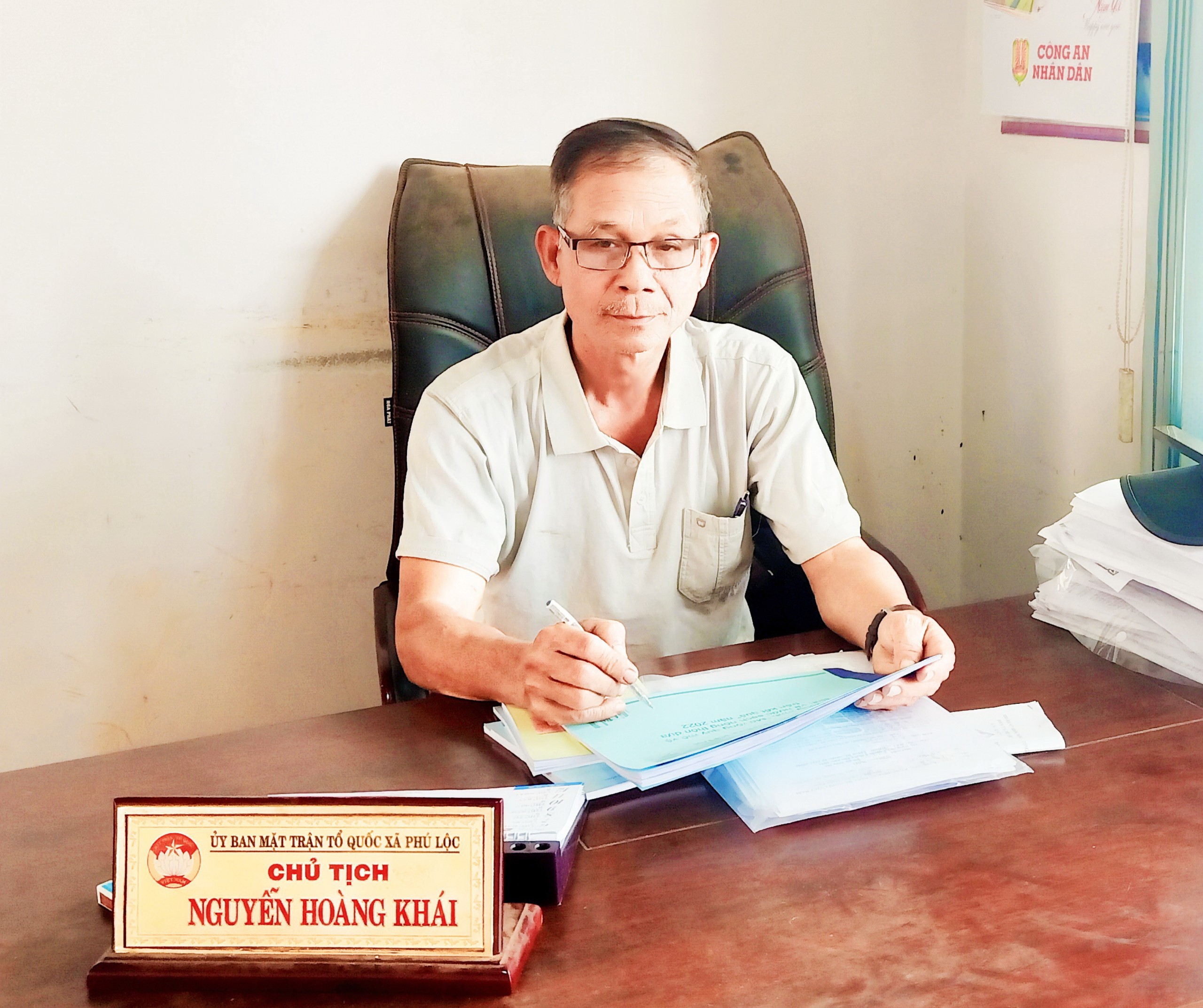 b7-ong-nguyen-hoang-khai-chu-tich-mttqvn-xa-phu-loc-1683349580.jpg