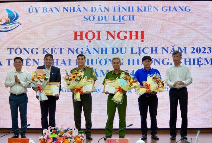 4-kien-giang-1704071660.jpg