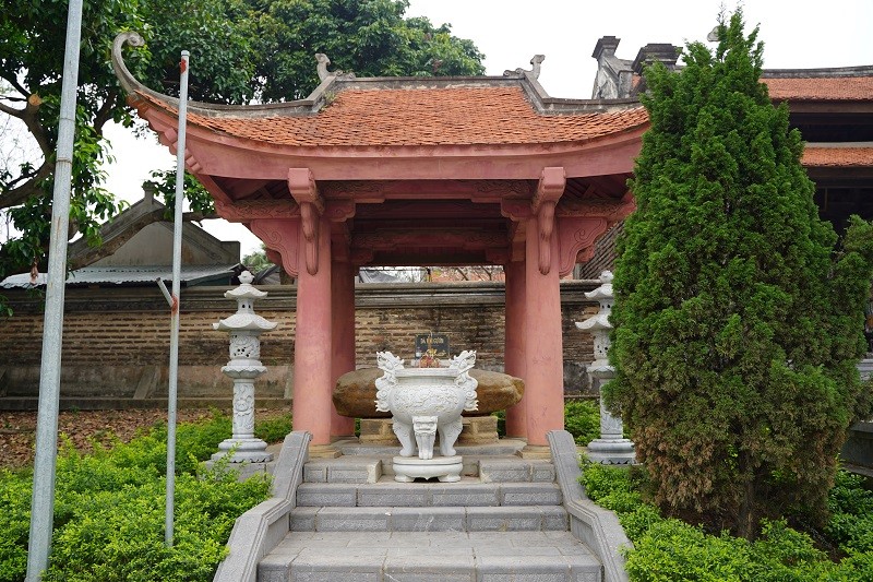 hon-da-tuong-truyen-xua-ta-tuong-quoc-dung-de-mai-guom-danh-giac-1735964556.JPG