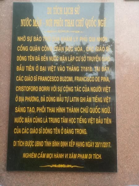 bang-di-tich-lich-su-nuoc-man-noi-phoi-thai-chu-quoc-ngu-anh-xuan-hien-1748669511.jpg