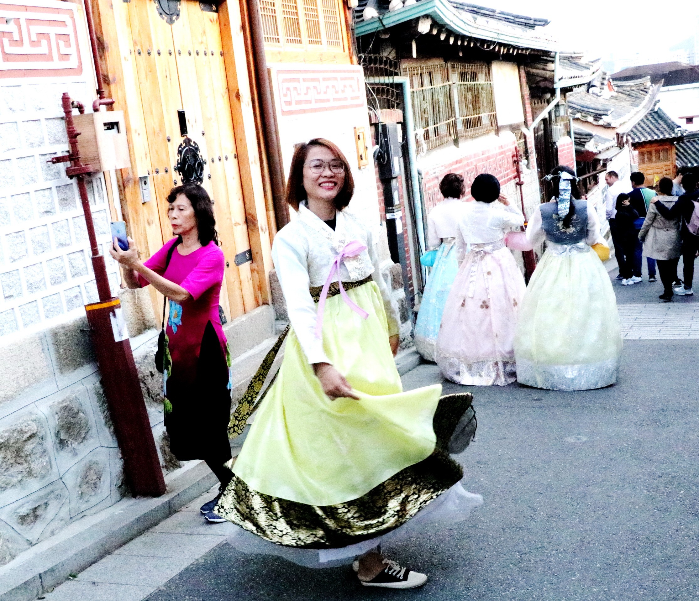 trong-bo-hanbok-1761268633.JPG