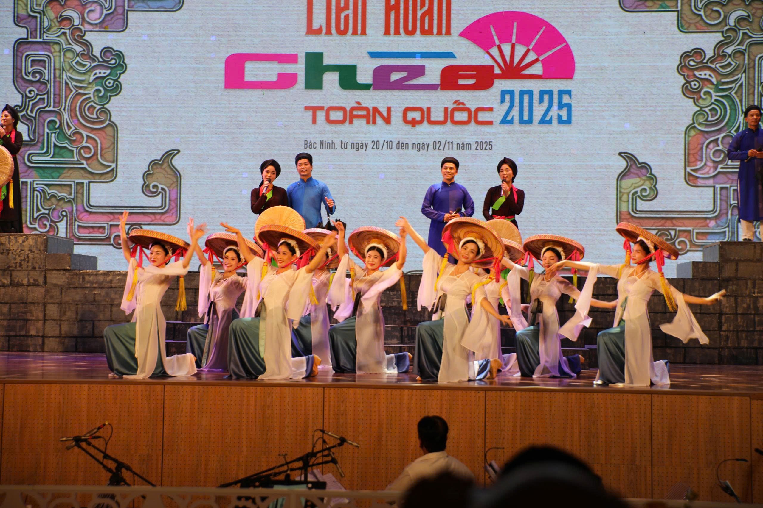 (98,99)-Nỗ lực bảo tồn và phát triển văn hóa Chèo tại Bắc Ninh: Hành trình giữ gìn tinh hoa dân tộc