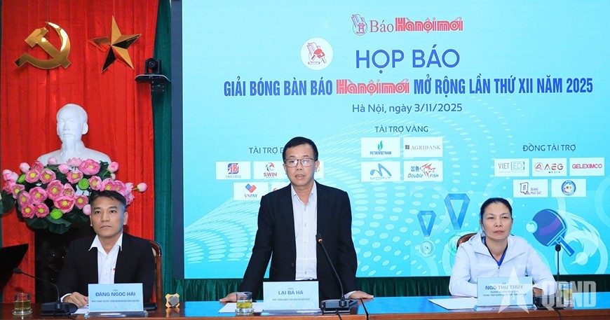 ban-to-chuc-chia-se-thong-tin-tai-buoi-hop-bao-anh-hoai-phuong-1762175043.jpg