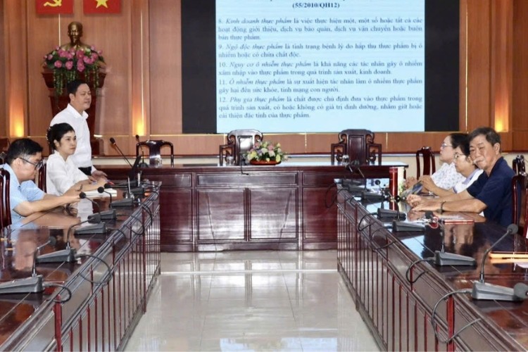 anh-1-phuong-thu-dau-mot-tap-trung-nang-cao-hieu-qua-cong-tac-quan-ly-an-toan-thuc-pham-1779584583.jpg