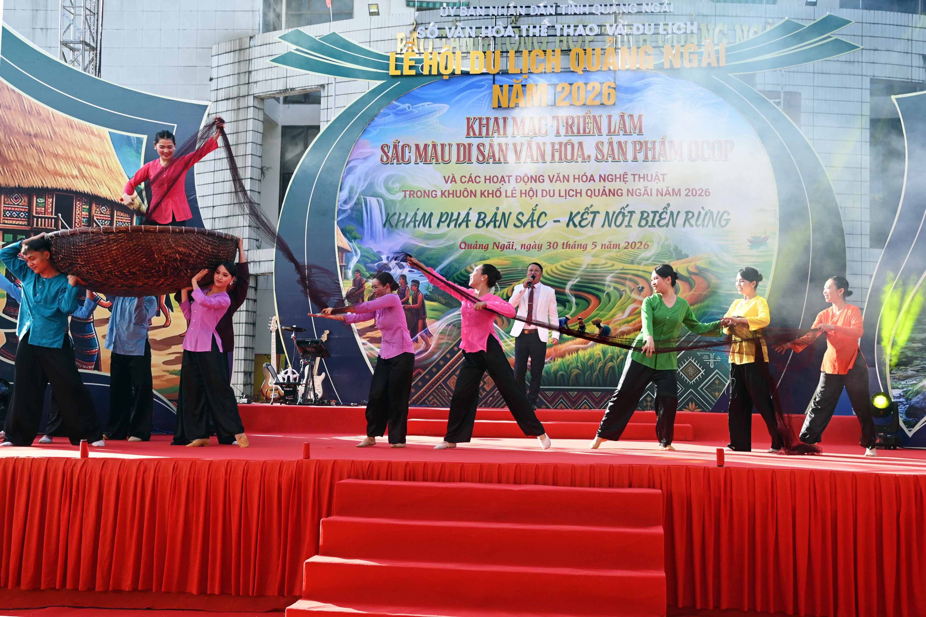 dsc-4555-chuong-trinh-nghe-thuat-1780139919.jpg