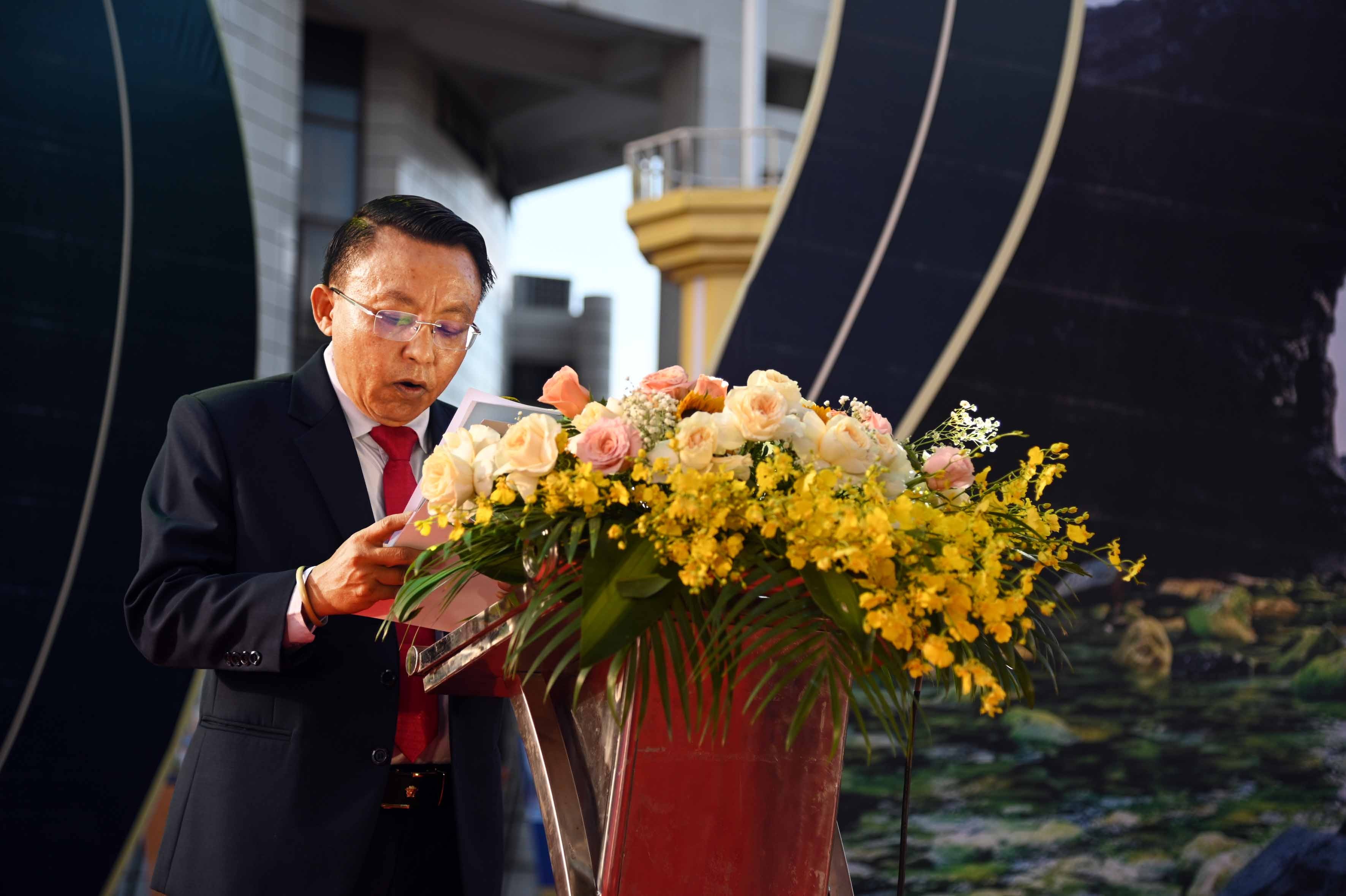 dsc-4573-ong-phan-van-hoang-pho-giam-doc-so-vhttdl-phat-bieu-khai-mac-1780139919.jpg