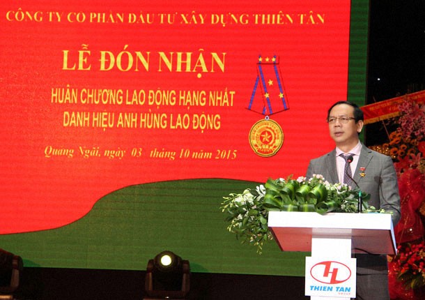 14-anh-hung-lao-dong-huynh-kim-lap-phat-bieu-tai-buoi-le-don-nhan-huan-chuong-lao-dong-hang-nhat-va-danh-hieu-anh-hung-lao-dong-trong-thoi-ky-doi-moi-1781147496.jpg