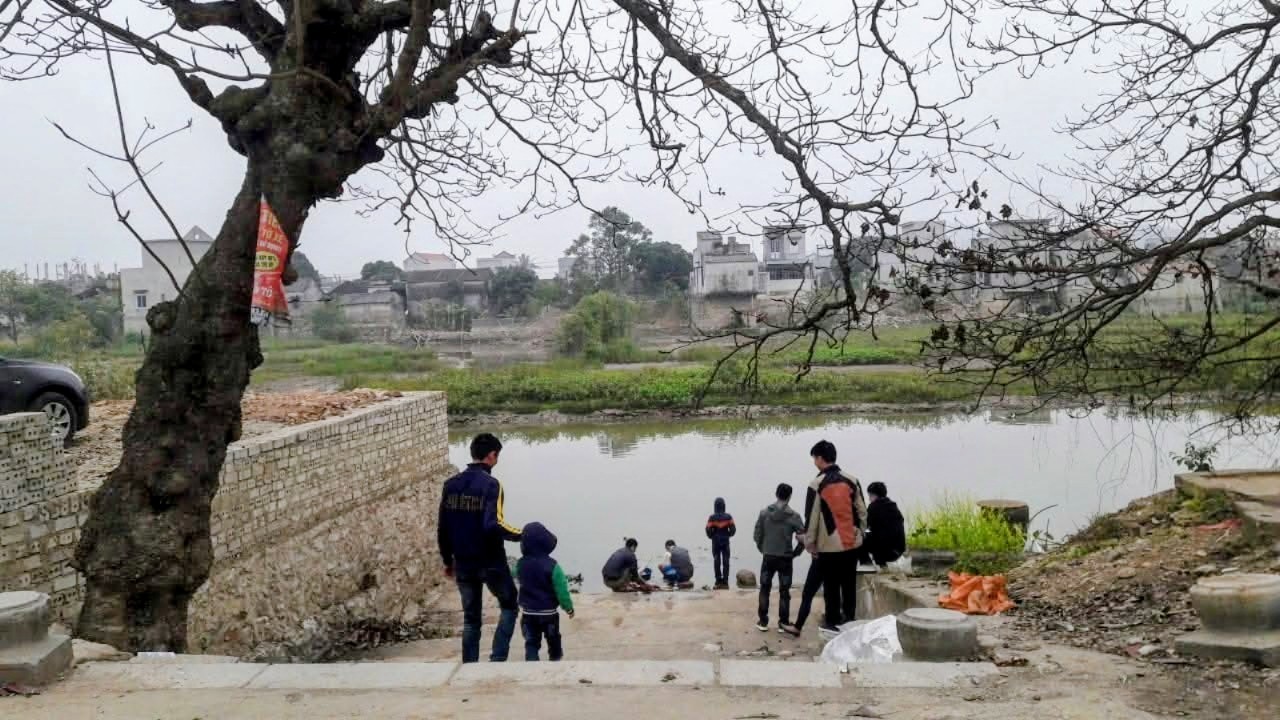 ben-song-hoat-dang-duoc-xay-dung-lai-bang-ket-cau-vat-lieu-ben-vung-phuc-vu-sinh-hoat-hang-ngay-cua-dan-lang-1782190566.jpg