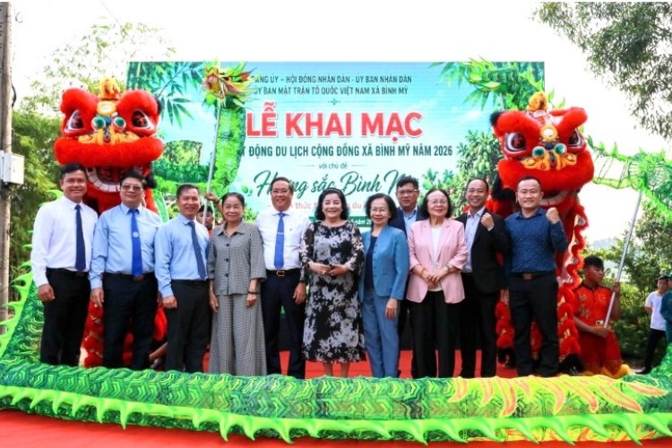 anh-1-lanh-dao-xa-doanh-nghiep-nguoi-dan-quyet-tam-dua-binh-my-1782547505.jpg