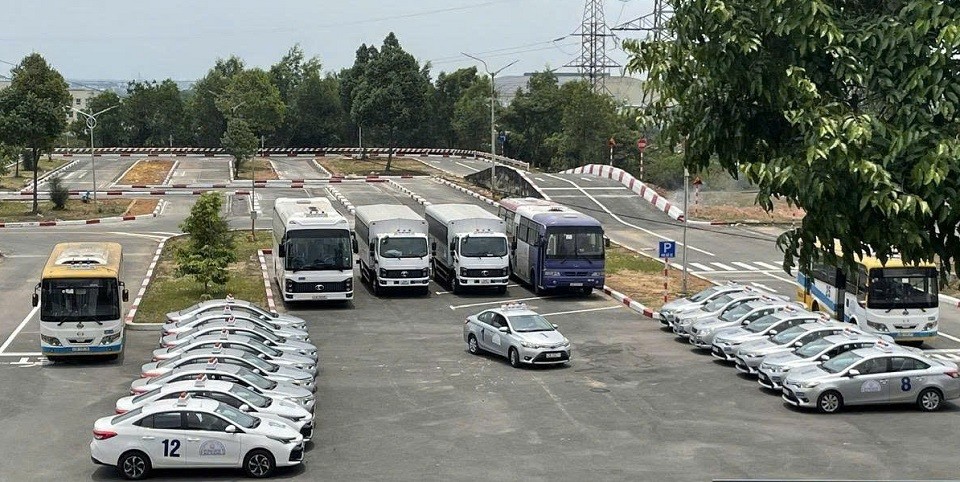 tak-1782522131.jpg
