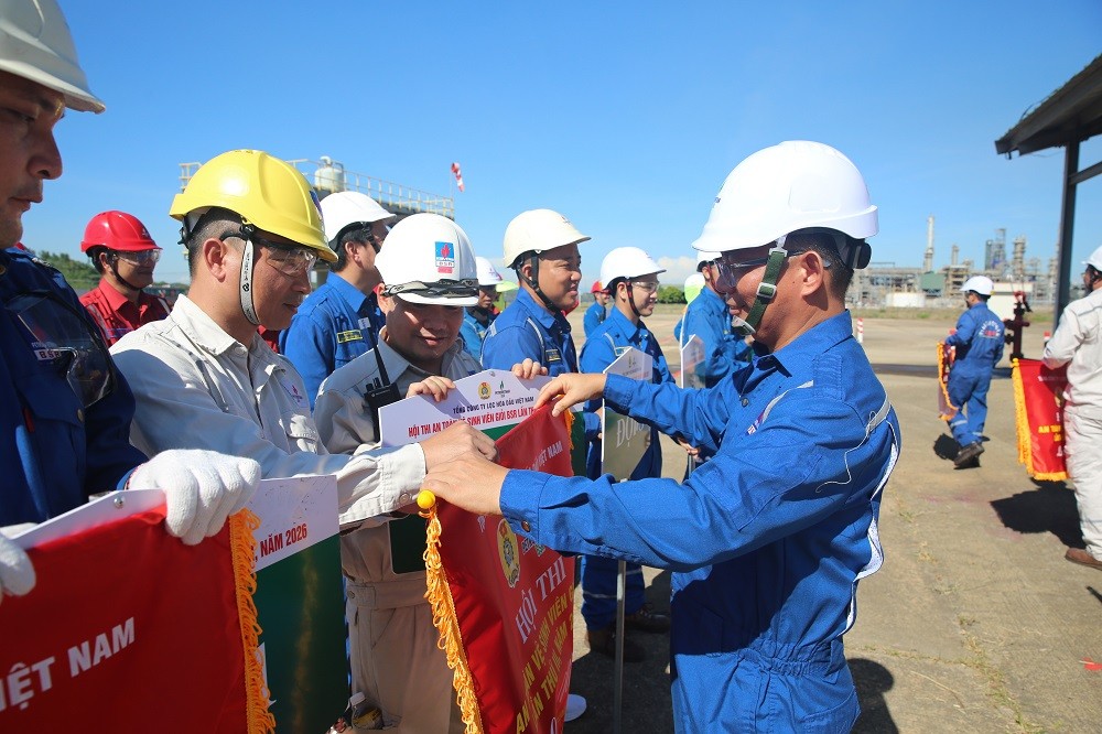 hoi-thi-brs1-1782966656.jpg