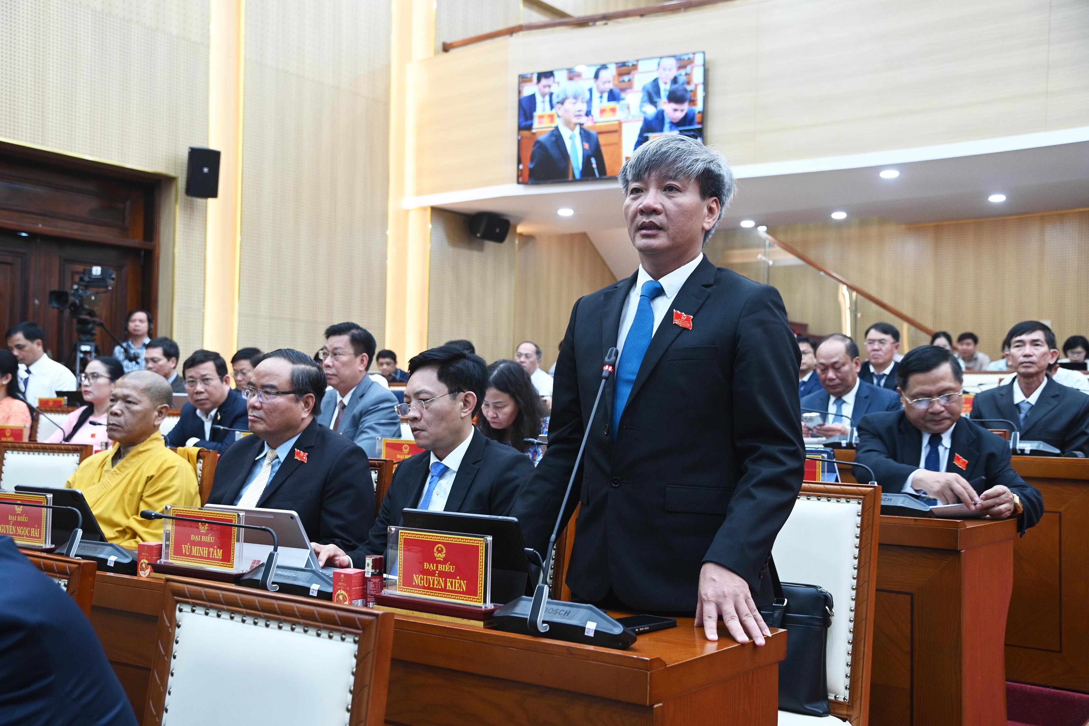 9-dsc-6300a-nguyen-kien-truong-ban-ngan-sach-hdnd-tinh-1784365537.jpg