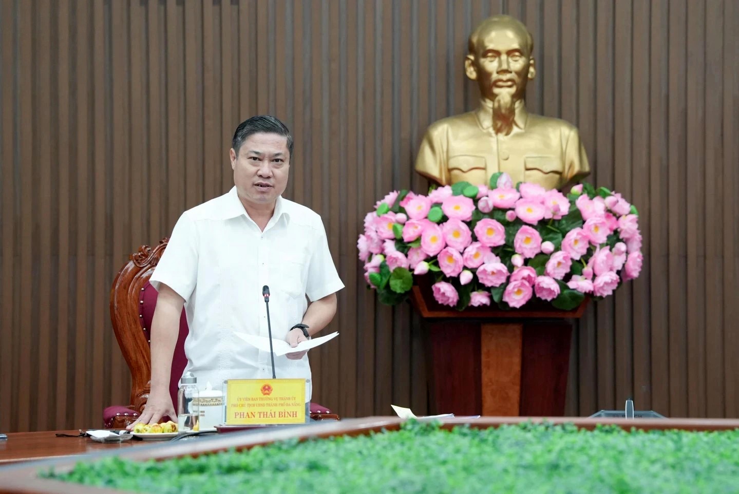 3pho-chu-tich-ubnd-tpda-nang-phan-thai-binh-phat-bieu-tai-buoi-lam-viec-1784809588.jpg