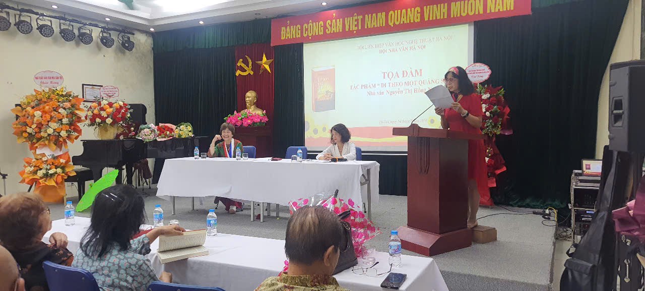 hong-ngat-va-quang-sang-1785119931.jpg