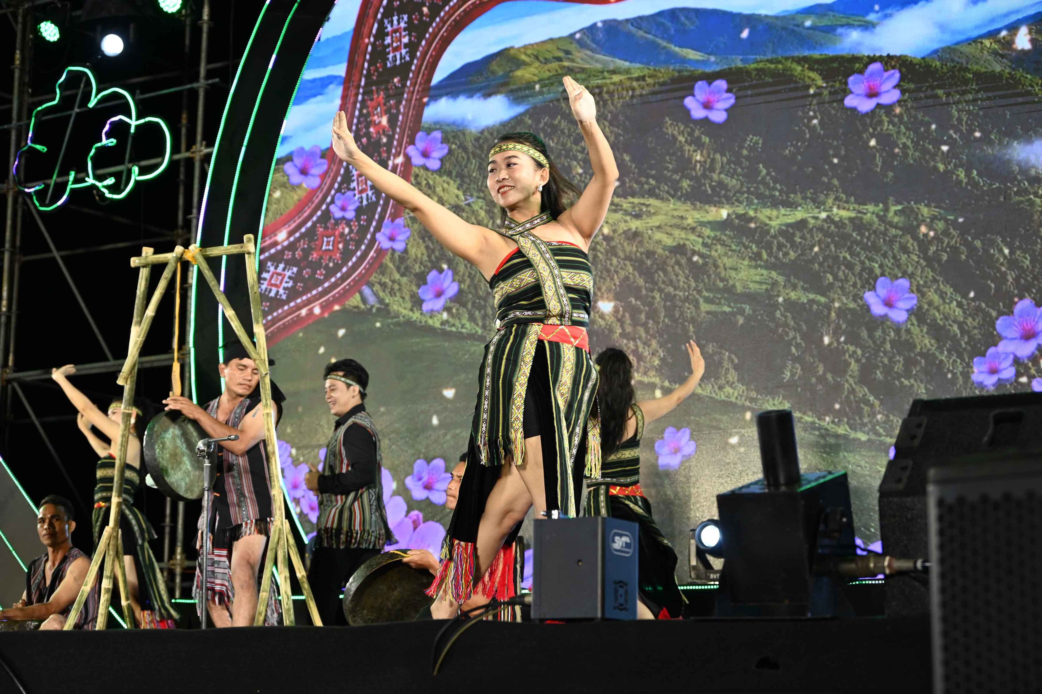 11-dsc-8159tiet-muc-trong-chuong-2-thao-nguyen-ngay-moi-1786271168.jpg