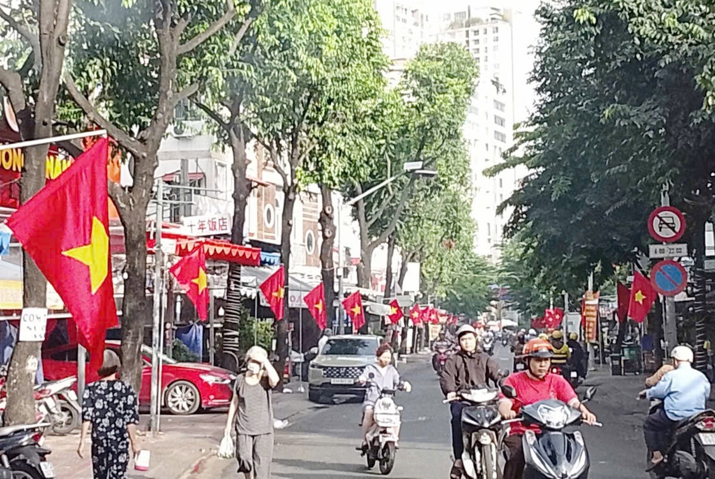 le-quoc-khanh-3-1788318043.jpg