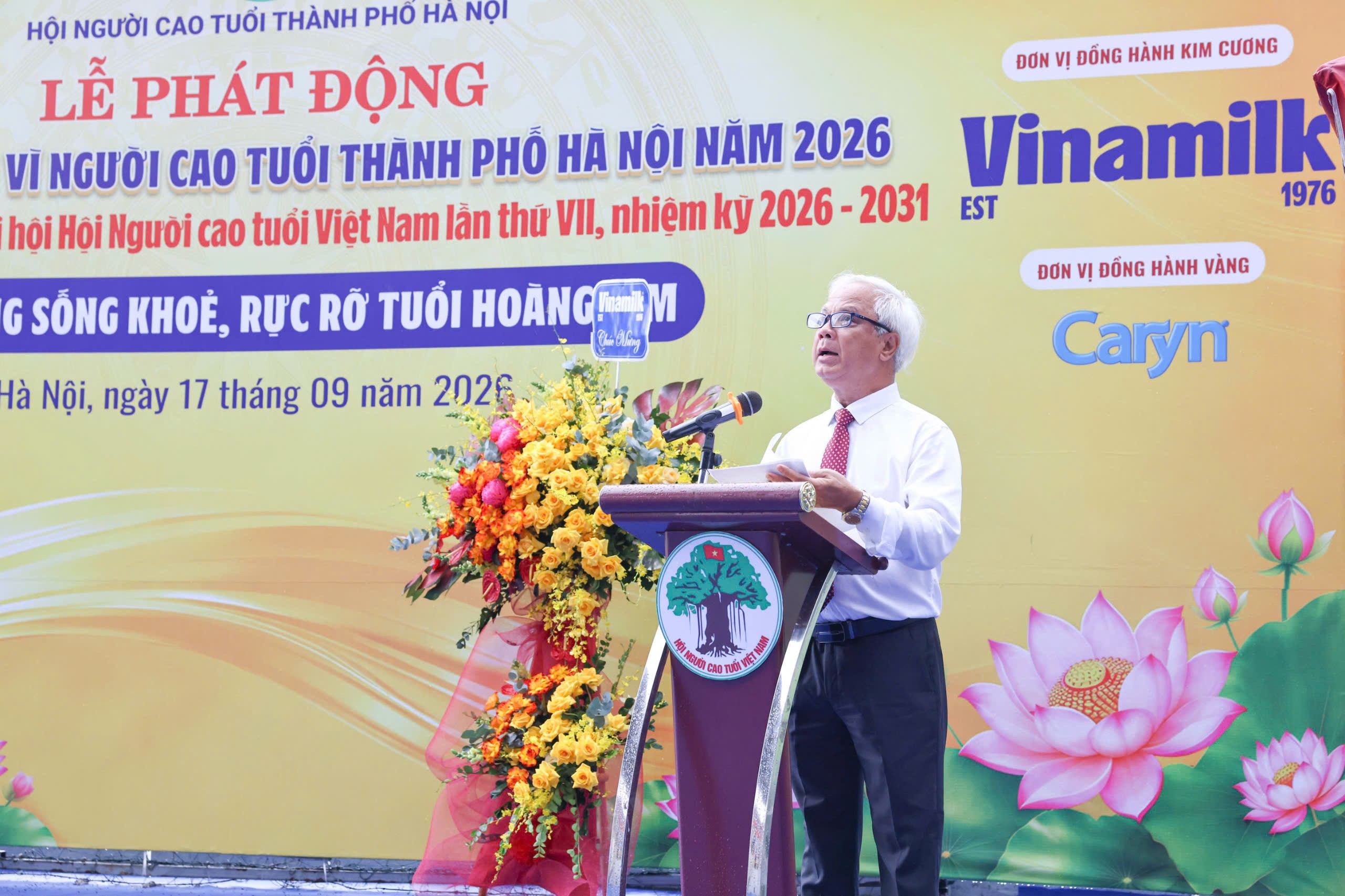 hoi-nguoi-cao-tuoi-dong-dien6-1789629331.jpg