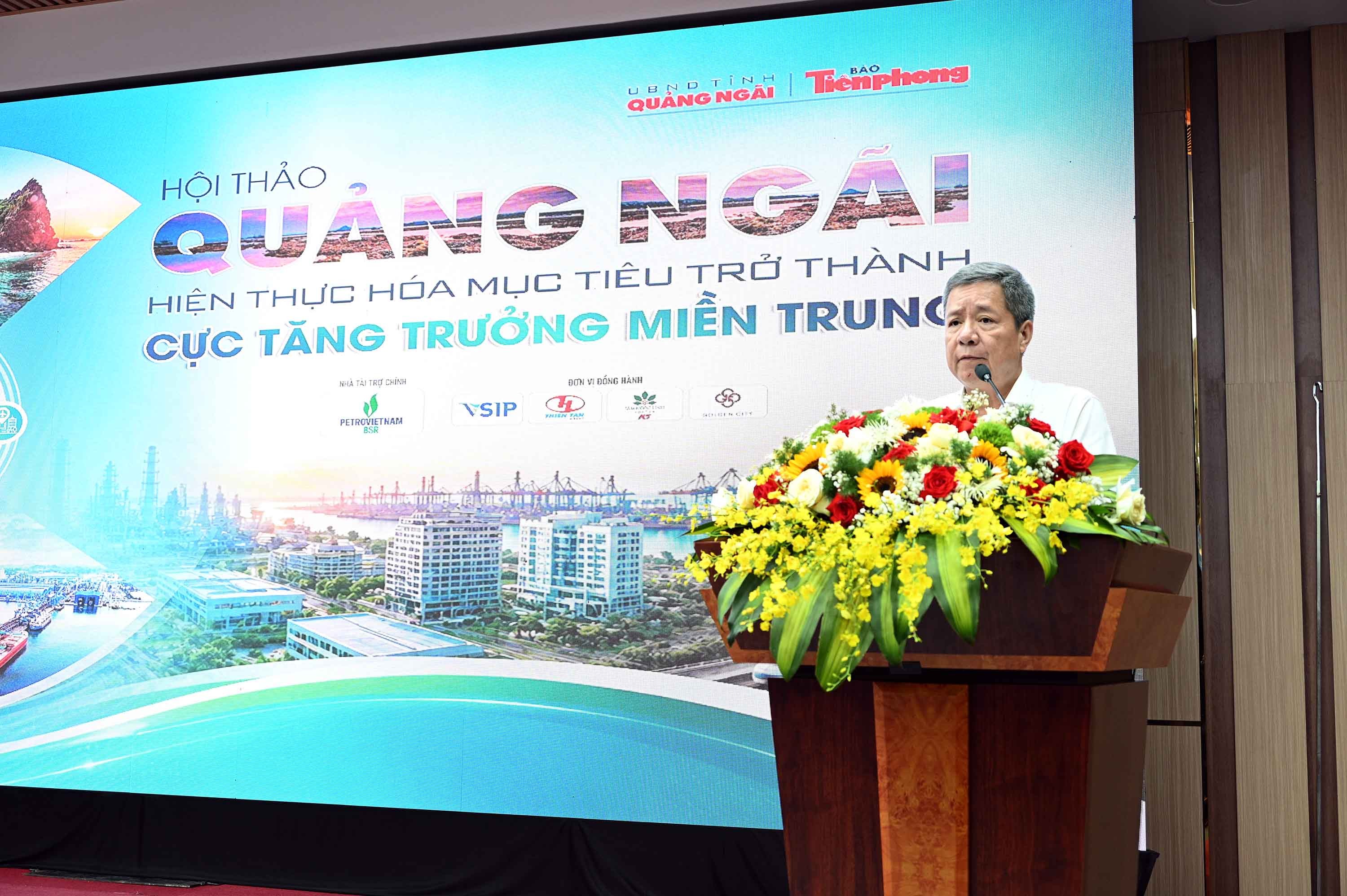 9-dsc-0790-ong-bui-quoc-hung-pho-cuc-truong-cuc-dien-luc-bo-cong-thuong-tham-luan-tai-hoi-thao-1790238294.jpg