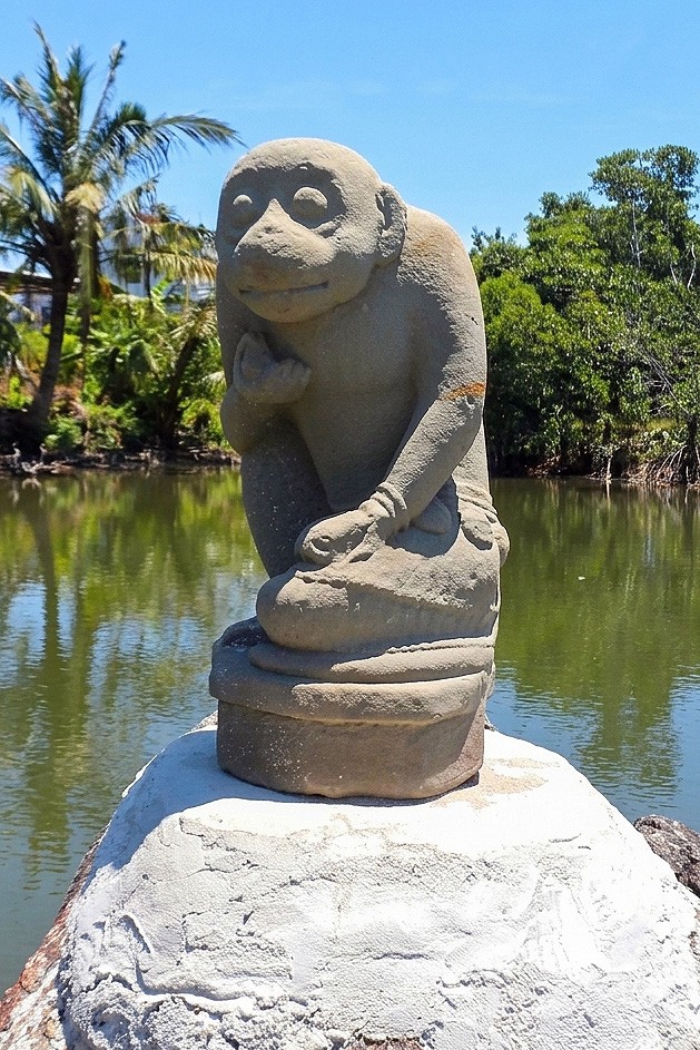 10a-tuong-khi-hanuman-do-ong-duong-dinh-luc-phat-hien-va-giao-nop-cho-bao-tang-tong-hop-tinh-quang-ngai-1790581883.jpg