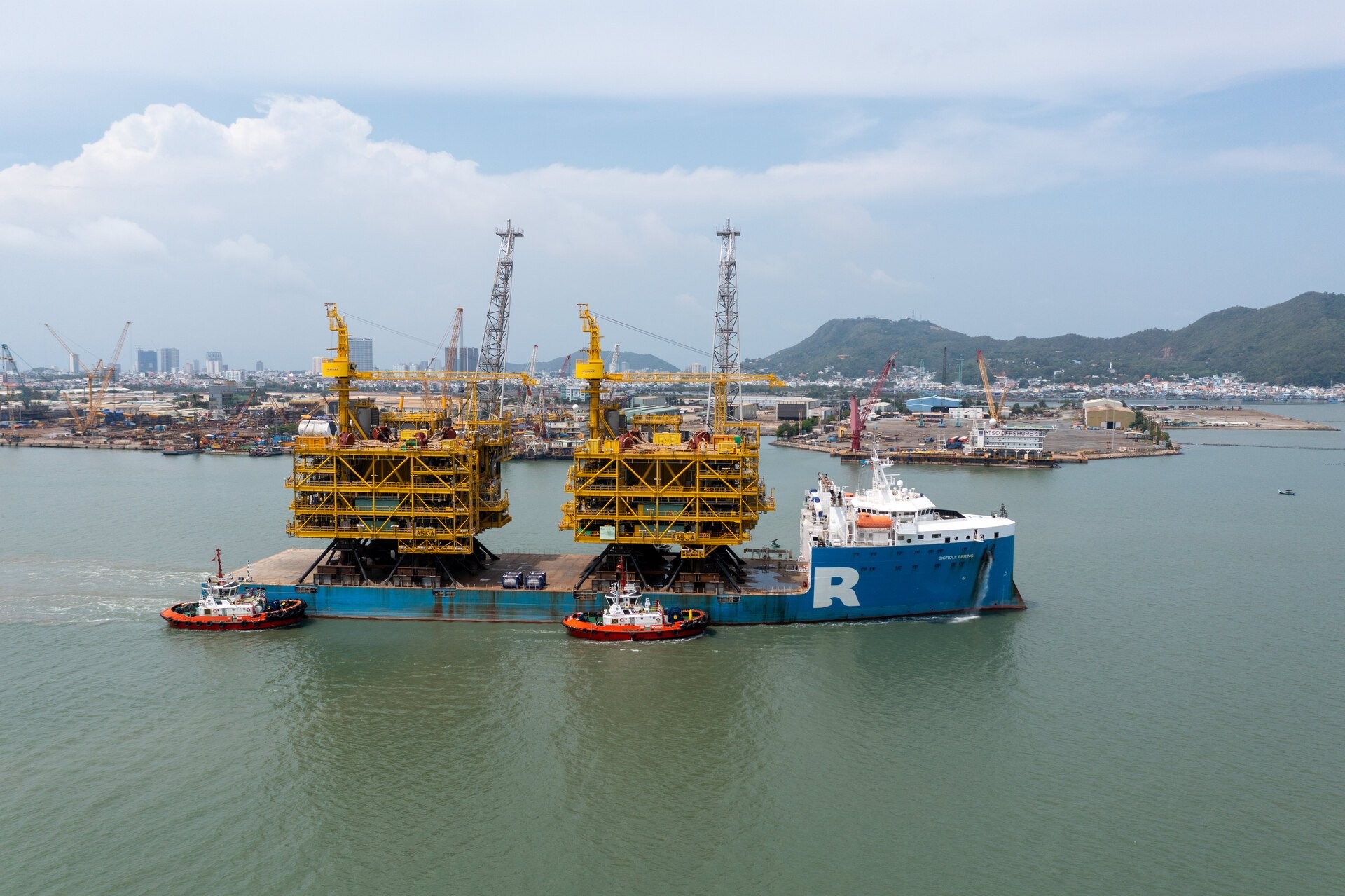 petrovietnam-epc-cong-trinh-dau-khi-4-1790691299.jpg