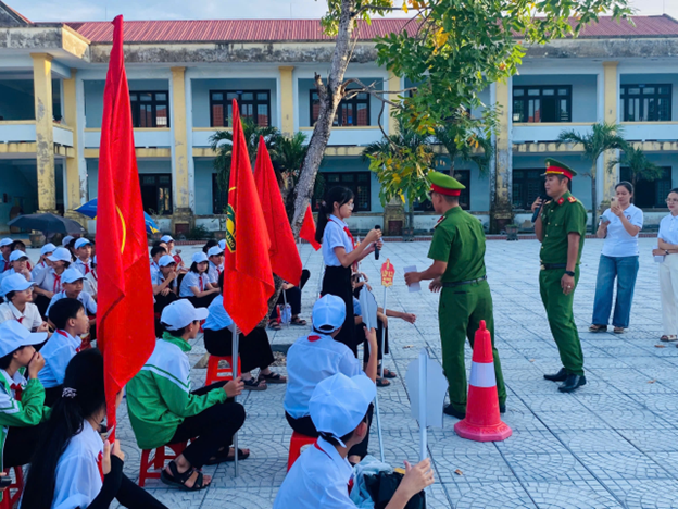 anh2-1791118306.png