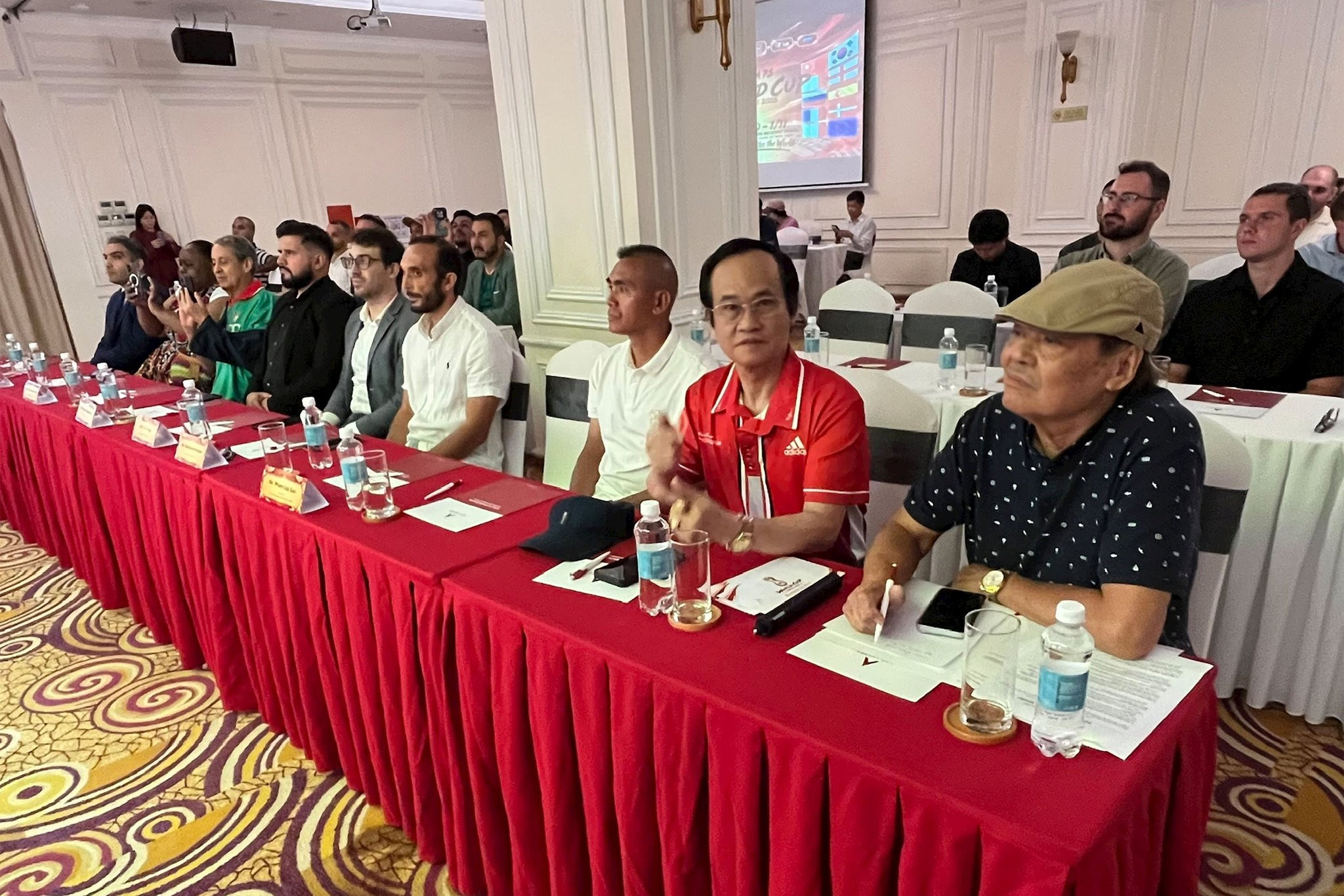 dt1ab-huong2-1792294284.jpg
