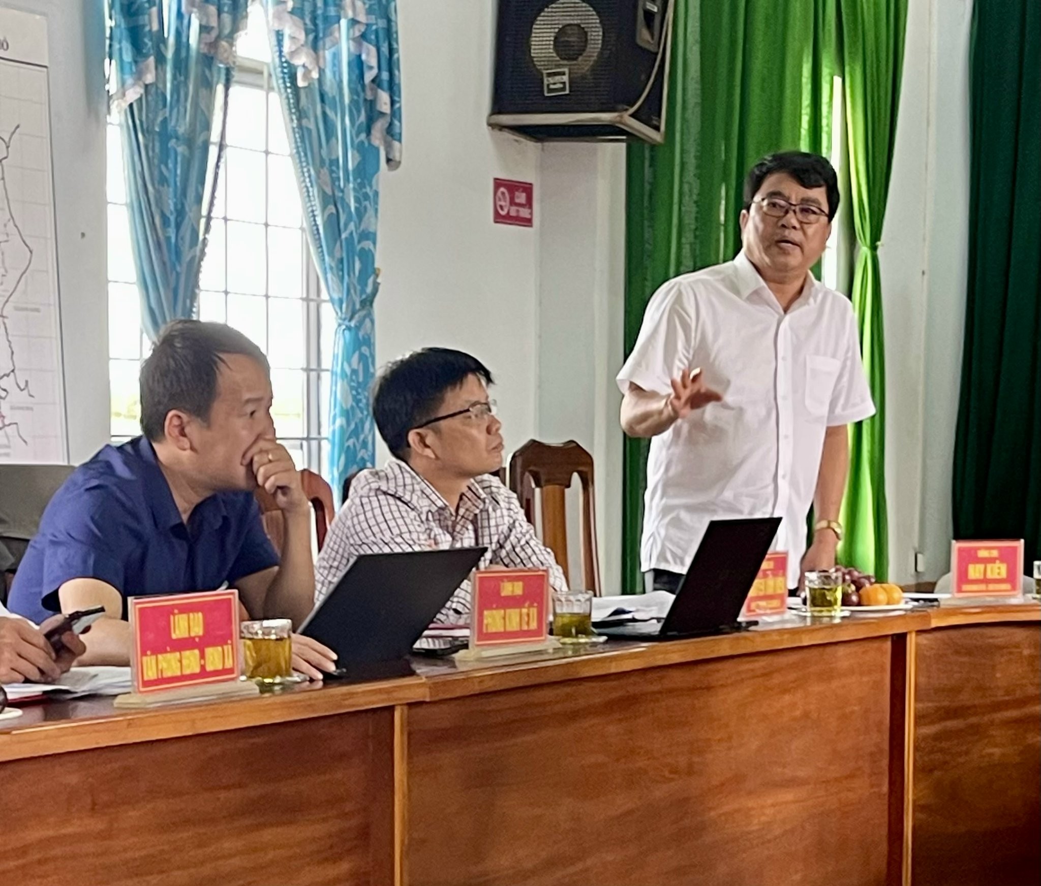 10-ong-nay-kien-bi-thu-dang-uy-xa-bien-ho-dai-dien-cap-uy-chinh-quyen-dia-phuong-trao-doi-voi-dai-dien-cac-co-quan-ban-nganh-va-cac-ho-gia-dinh-quan-nhan-duoc-qk-5-va-bchqs-tinh-cap-dat-1792392109.jpg