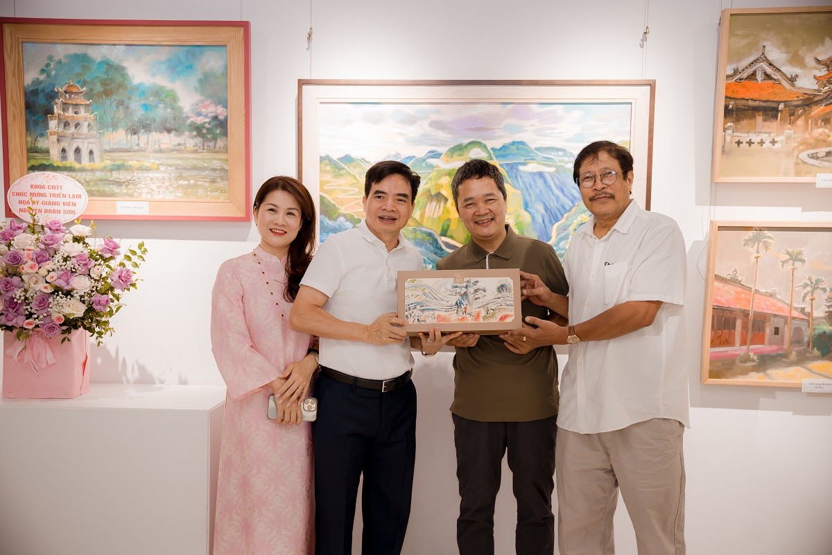 anh-8jpg-1792498619.jpg