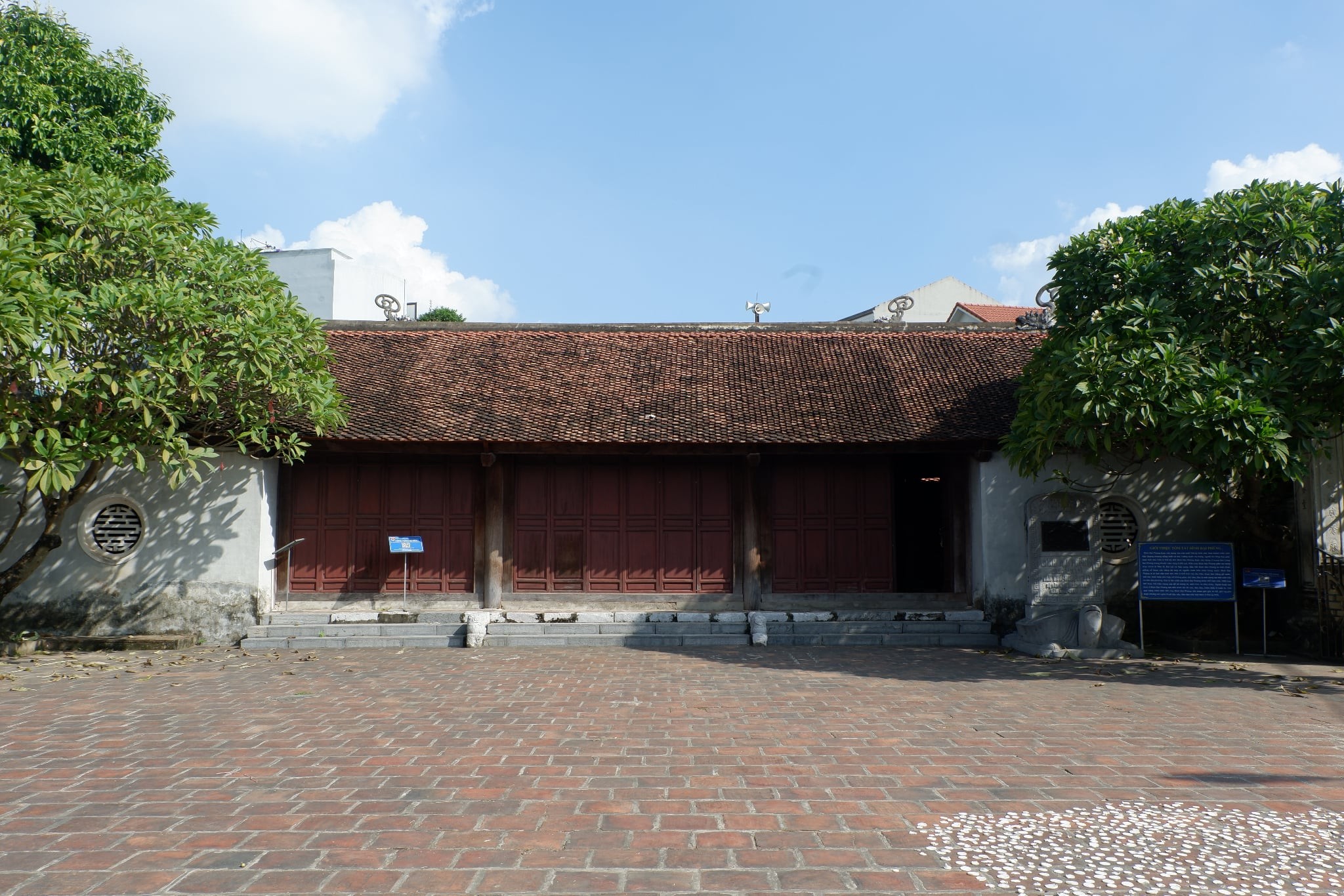 phungdai-5-1792490999.jpg