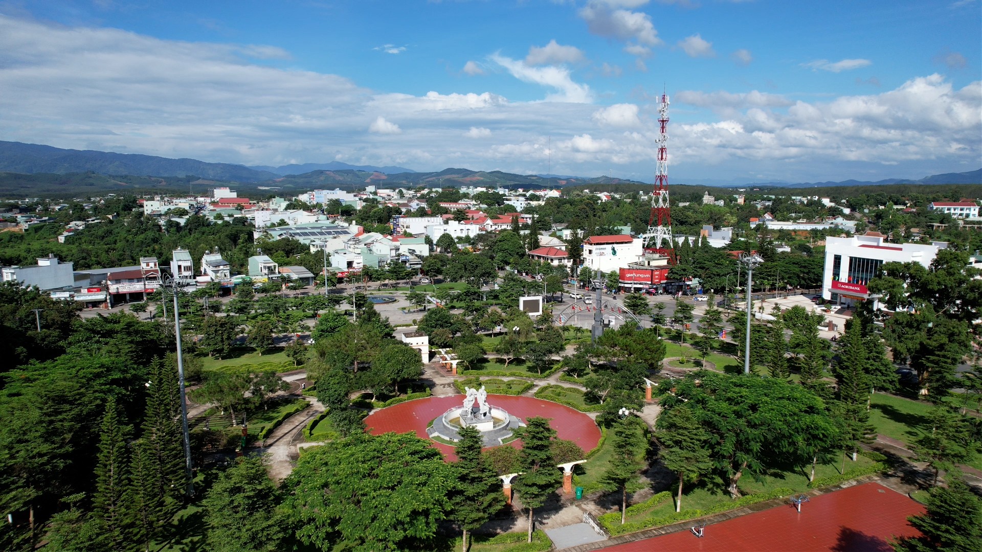 h3-1792558014.jpg