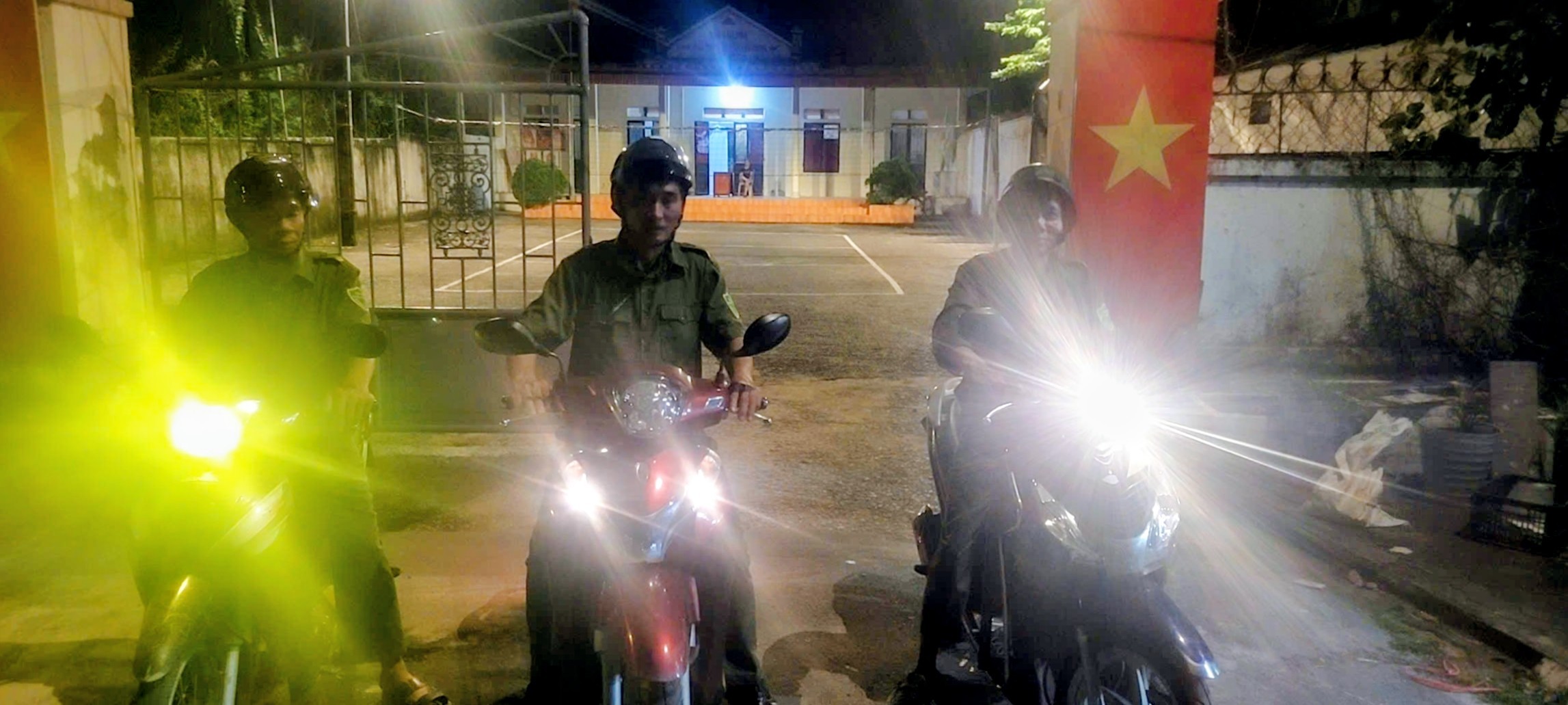 to-bao-ve-antt-thon-hoa-binh-xuat-phat-lam-nhiem-vu-giu-binh-yen-xom-lang-1793162628.jpg