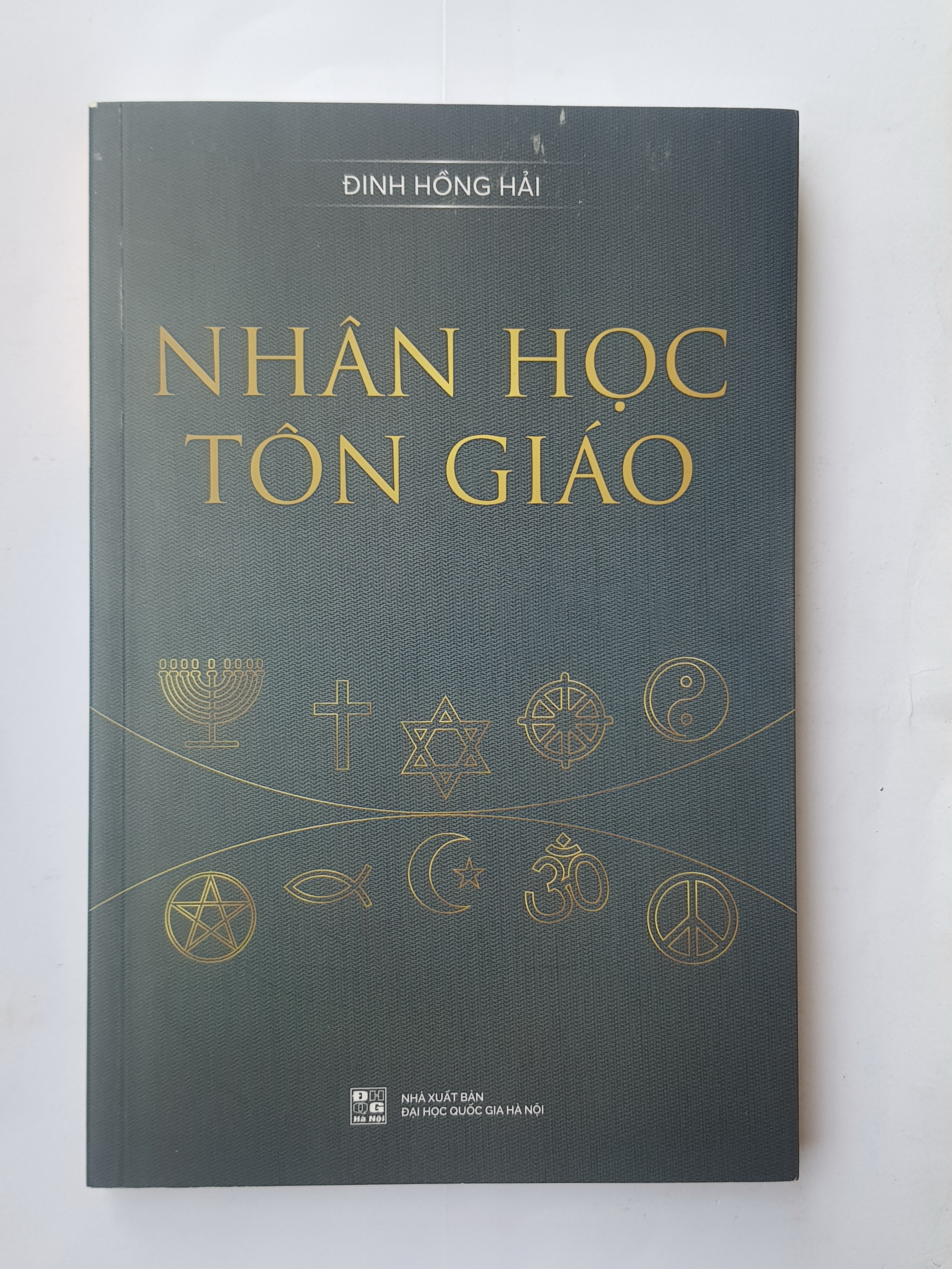 b1nhan-hoc-ton-giao-1690101433.jpg