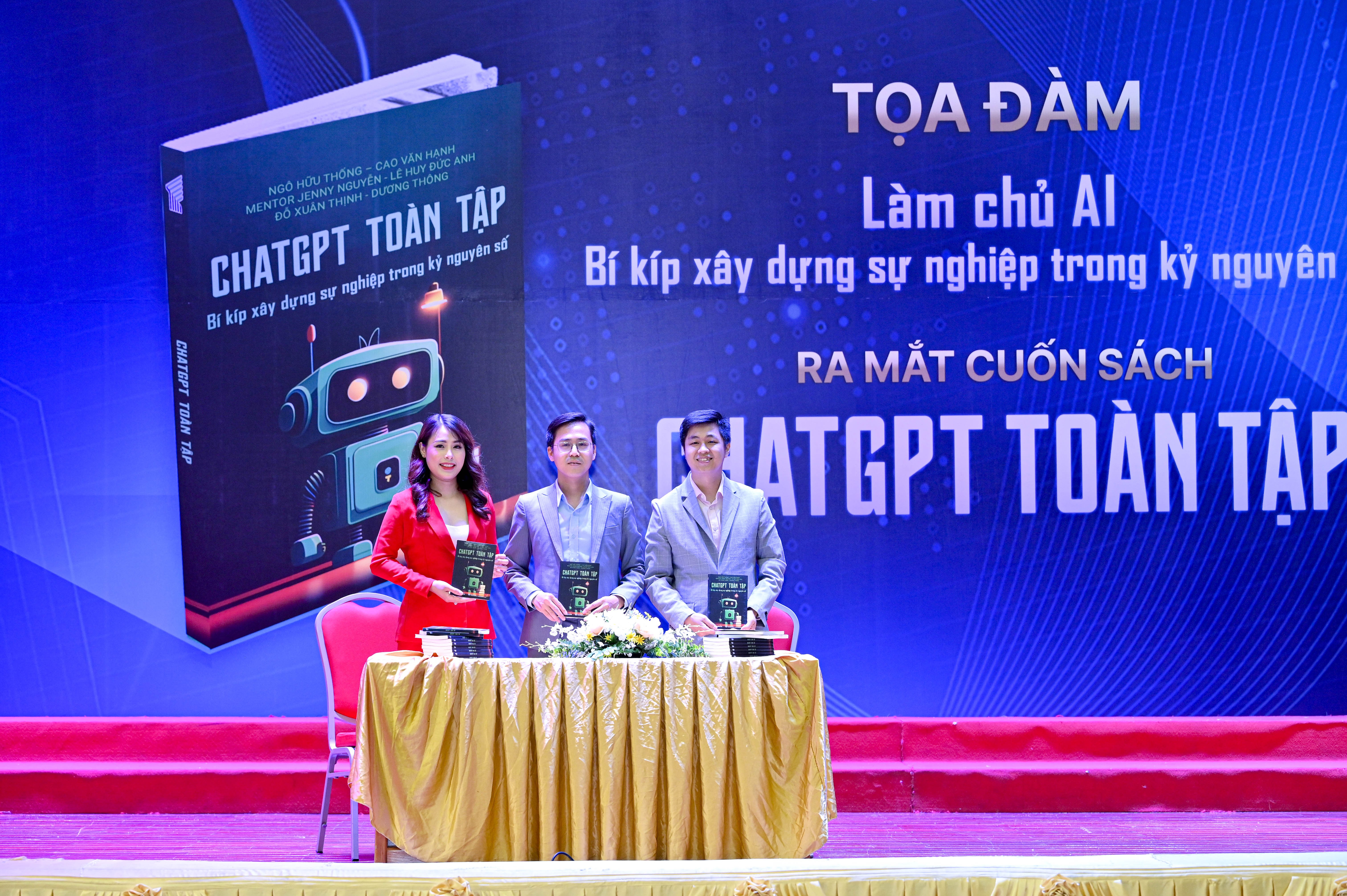 mentor-jenny-nguyen-tac-gia-sach-chatgpt-toan-tap-1686374112.jpg