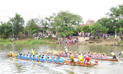 Quảng Trị: Dùng mái chèo đánh nhau tại lễ hội đua thuyền, một thuyền bơi nam bị chuyển từ hạng A xuống hạng B