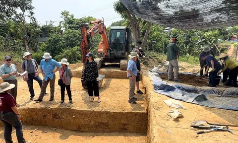 Đến Quảng Trị trực tiếp xem tìm kiếm hài cốt phi công Mỹ mất tích trong chiến tranh