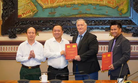 Lãnh đạo Dự án TTU-VWAI làm việc với Ban Chỉ đạo 515 Thành phố Hồ Chí Minh