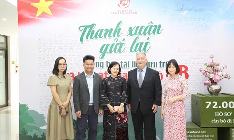 Từ "Thanh xuân gửi lại" đến những "Hồ sơ Chứng tích chiến tranh" được trao gửi niềm tin