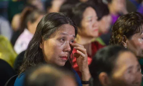 Hồ sơ số 49/2026: Nhiều khán giả rơi nước mắt khi hồ sơ liệt sĩ Hoàng Văn Địch được giới thiệu trong cầu truyền hình trực tiếp “Sao sáng dẫn đường”