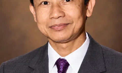 Ai là người khởi xướng và vận động thành lập Hội Văn học Nghệ thuật Hà Bắc?
