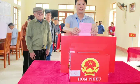Phú Thọ: Cử tri xã Đại Đình phấn khởi chọn “người xứng đáng”