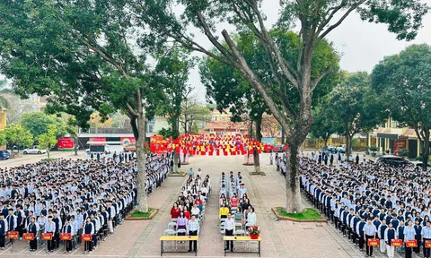 Phú Thọ: Xây dựng môi trường học đường văn hóa, “thầy giỏi, trò xuất sắc” tại Trường THPT Bình Xuyên