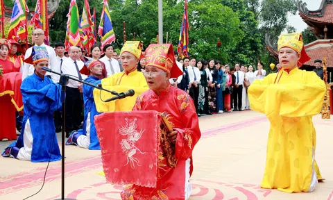 Phú Thọ: Biết ơn sâu sắc Đức Quốc Tổ Lạc Long Quân.và Mẹ Âu Cơ
